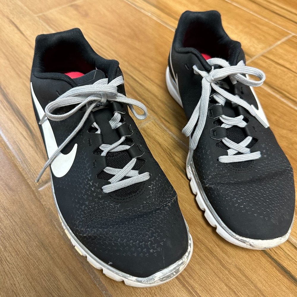 Nike Women's Free Run 3.0 Black Sneakers Size 8 In Great Shape!!